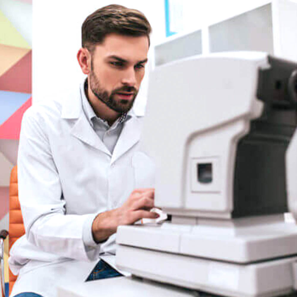 optometrist in Bridgeport